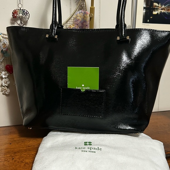 NWT-Kate Spade -Cedar Street”Harmony” Tote/Medium - Picture 2 of 6
